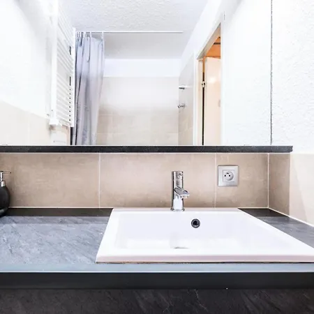 Les Andes - 2 Pieces Charme Renove . Centre Station Mae-1693