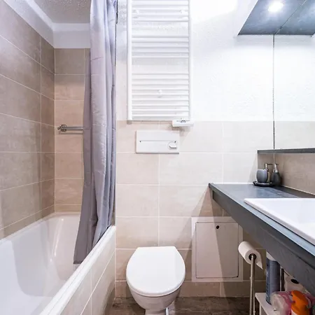 Les Andes - 2 Pieces Charme Renove . Centre Station Mae-1693 *